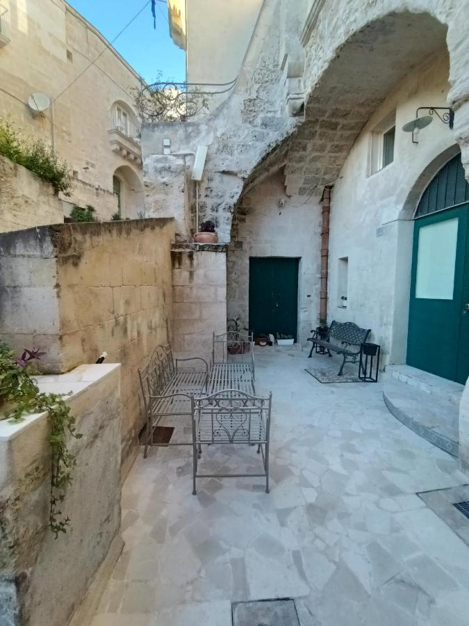 Casa Masiello La Casa Tipica Dei Sassi Di Матера Экстерьер фото
