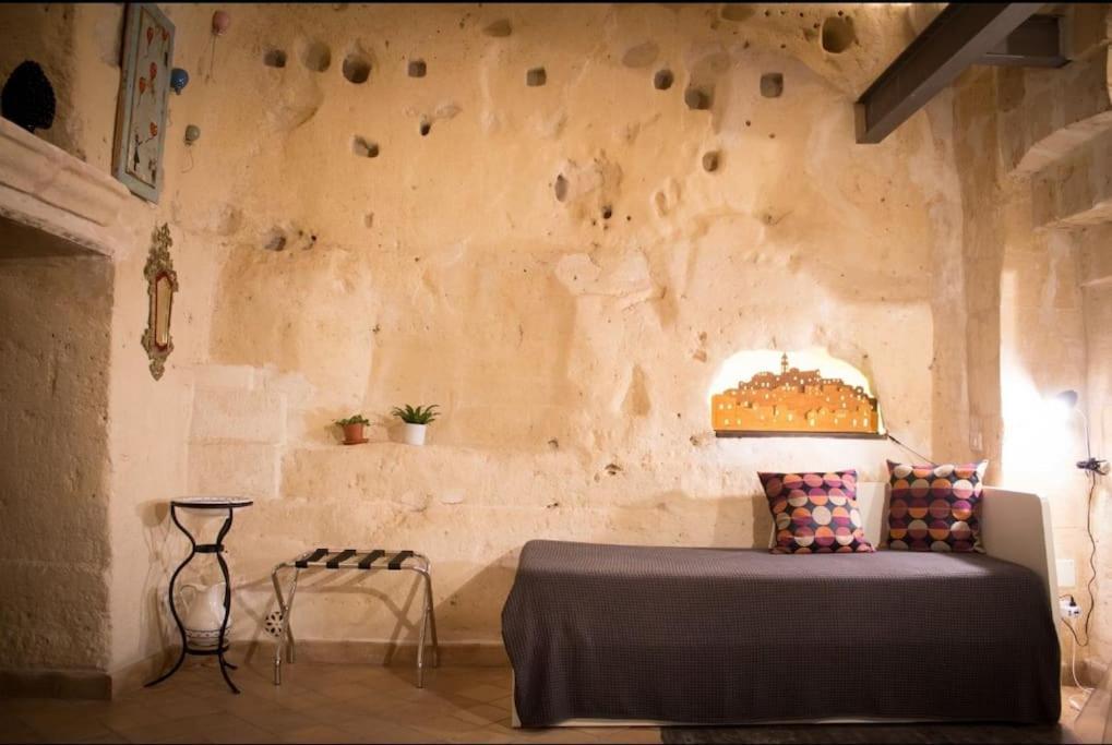 Casa Masiello La Casa Tipica Dei Sassi Di Матера Экстерьер фото