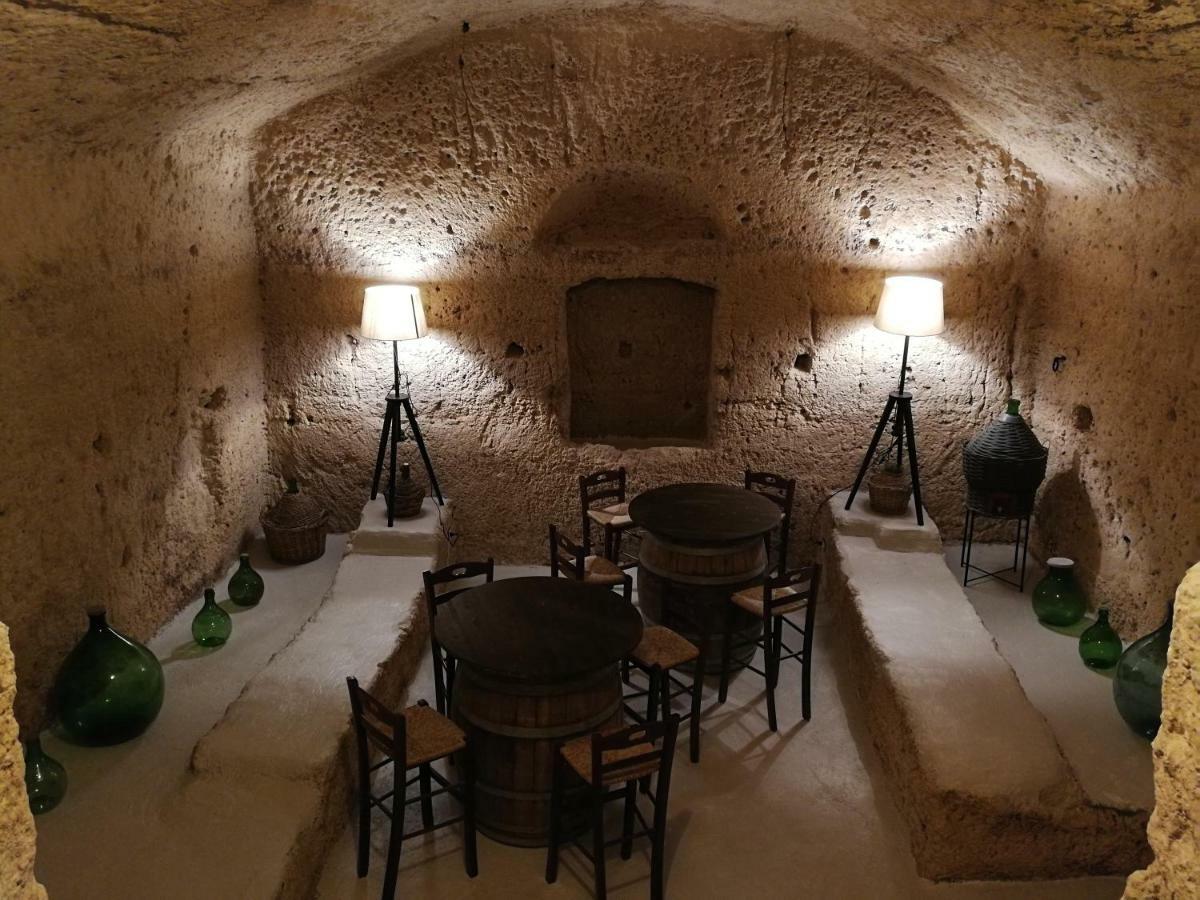 Casa Masiello La Casa Tipica Dei Sassi Di Матера Экстерьер фото