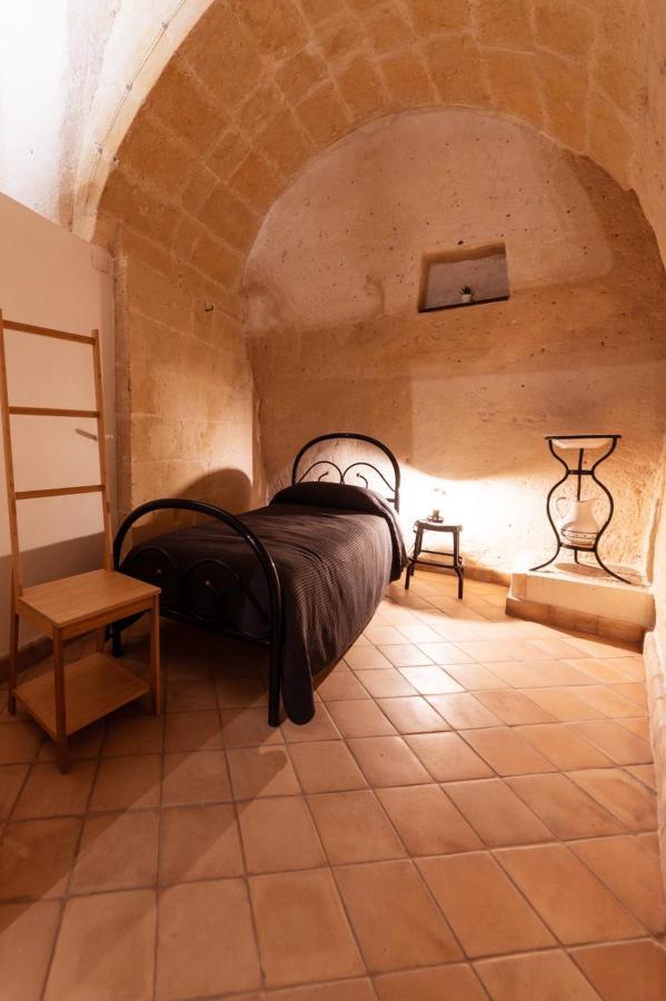 Casa Masiello La Casa Tipica Dei Sassi Di Матера Экстерьер фото