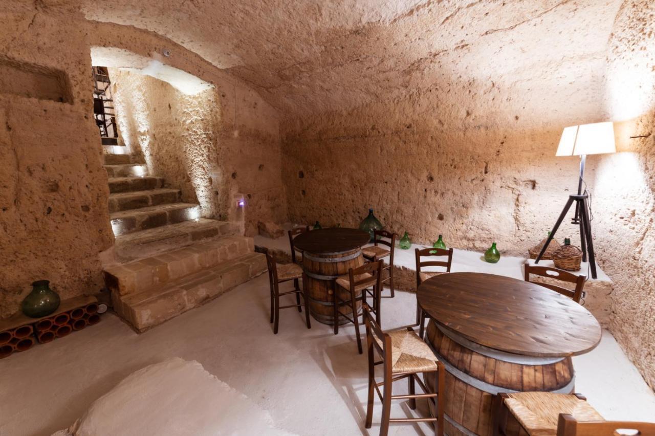 Casa Masiello La Casa Tipica Dei Sassi Di Матера Экстерьер фото